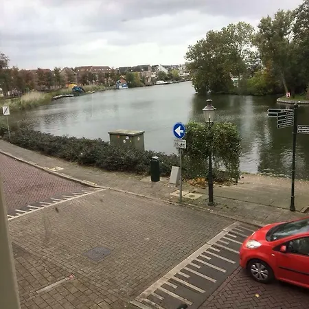 Appartementen Aan Het Water Апартаменты *